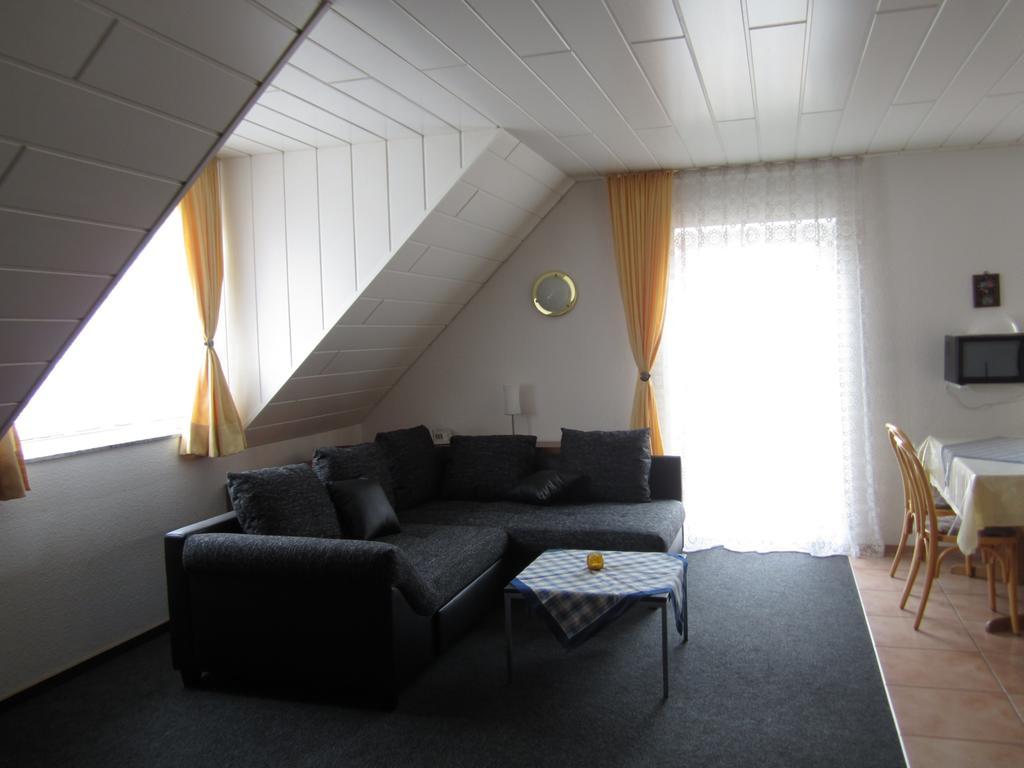 Hotel Waldparkstube Bad Schönborn Zewnętrze zdjęcie